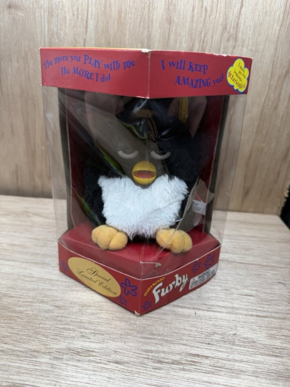 1998 Special Limited Edition Graduation Furby Tiger WITH BOX